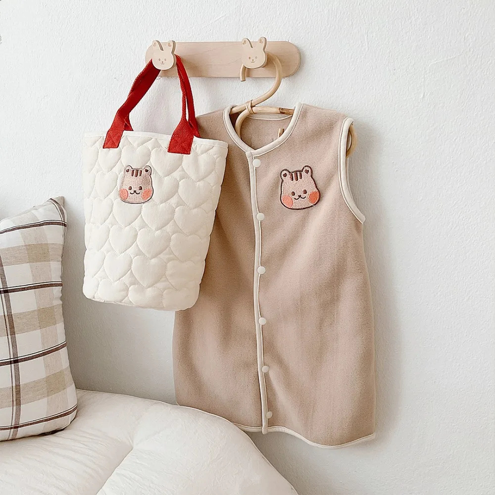Bear Hanging Mommy Bag Quilted Stroller Bag Korean Style Portable Diaper Nappy Bag for Mom Maternity HandbagBaby Item Organizer 250319