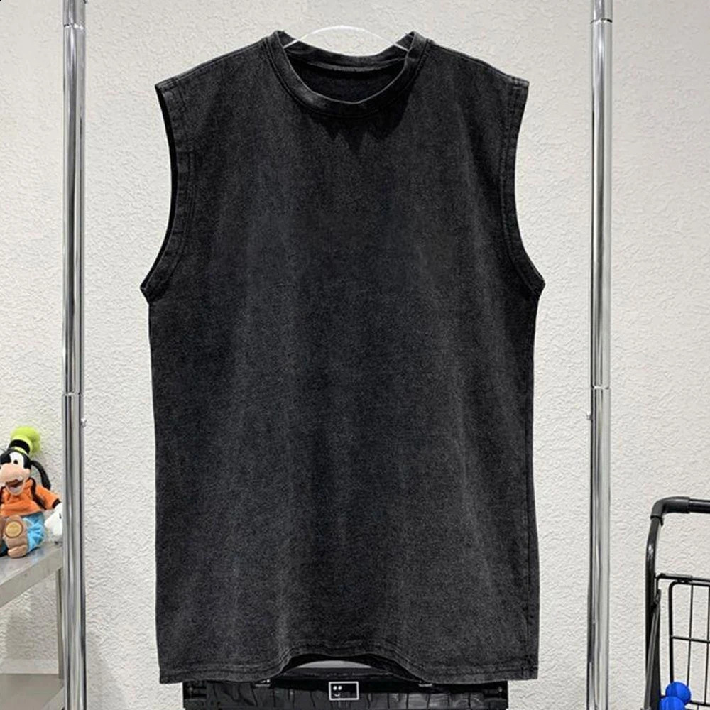 Summer washing vest top retro Harajuku hiphop streetwear fashionable casual short sleeved loose cotton black Tshirt unisex 250319