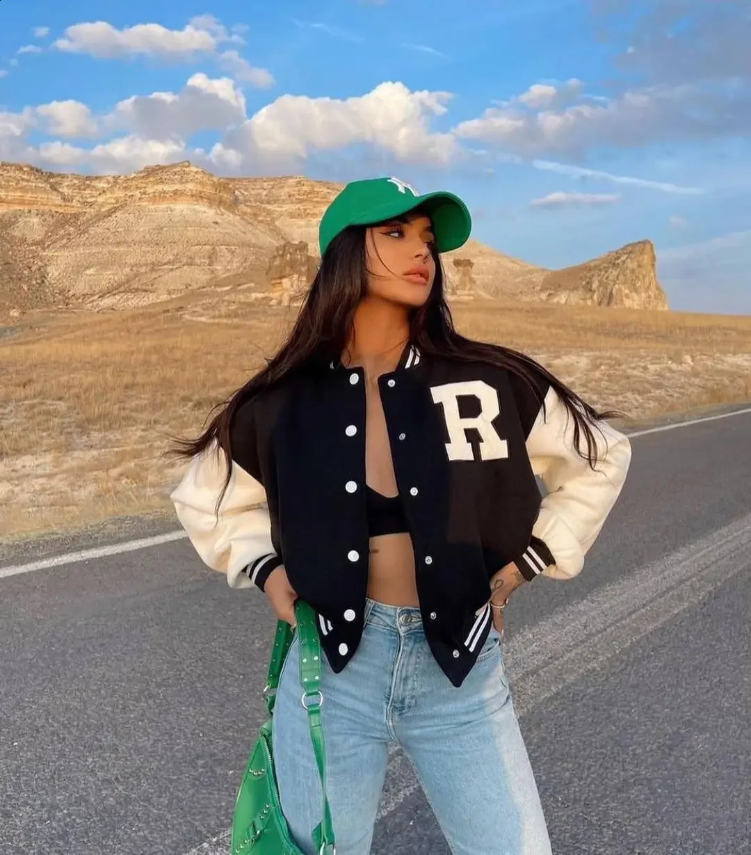 Womens fashionable autumn and winter long sleeved baseball thick streetwear jacket casual hiphop button 250317