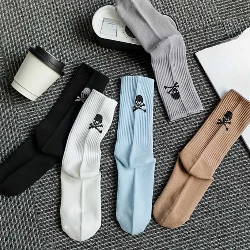 5 pairs of mens multi-color crew socks with skull patterns personalized novel fun moisturizing ideal gift for boyfriends X250319