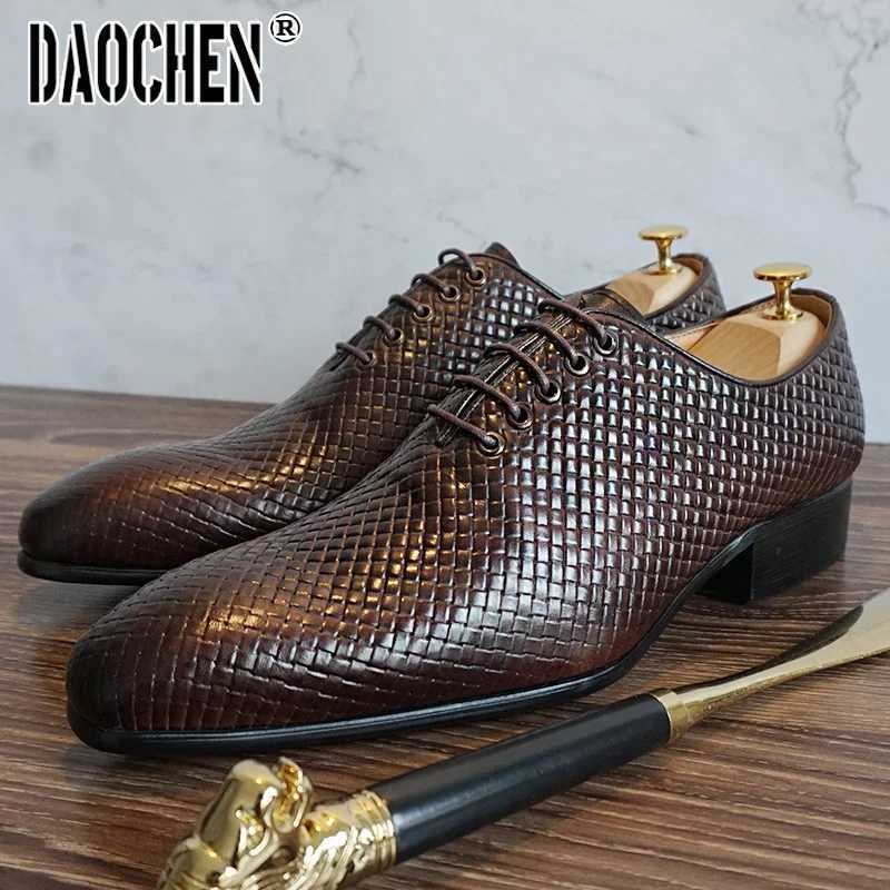 Handmade mens Wingtip Oxford shoes GENUINE CALF LEATHER TRADE BROGUE DRESS SHOES WEDDING FORMAL SHOES FOR MENXJ250319