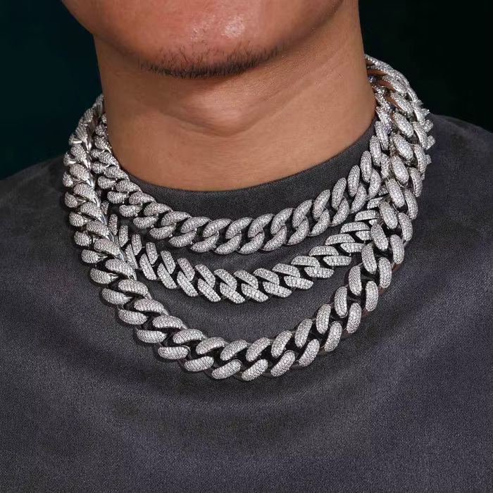 Iced Out Cuban Link Chain 20MM VVS Moissanite Diamond Cuban Link Chain Hip Hop Miami Cuban Chain Hip Hop