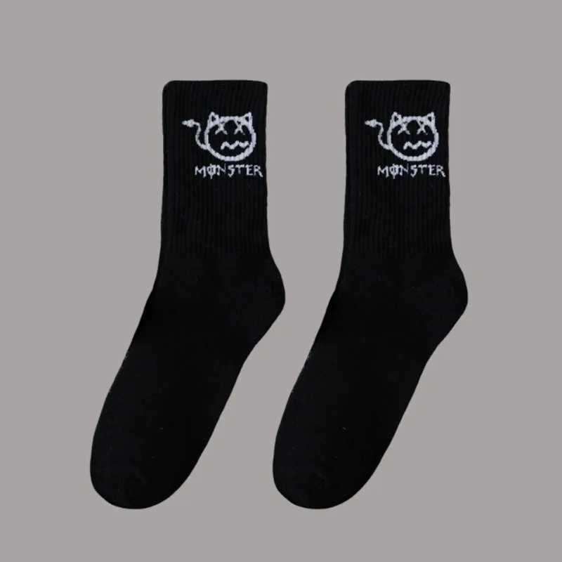 Ghostface 46 Couple Sports Socks Spring/Summer Basketball Socks Black and White Long Socks Mens Mid Socks Hip Hop X250319