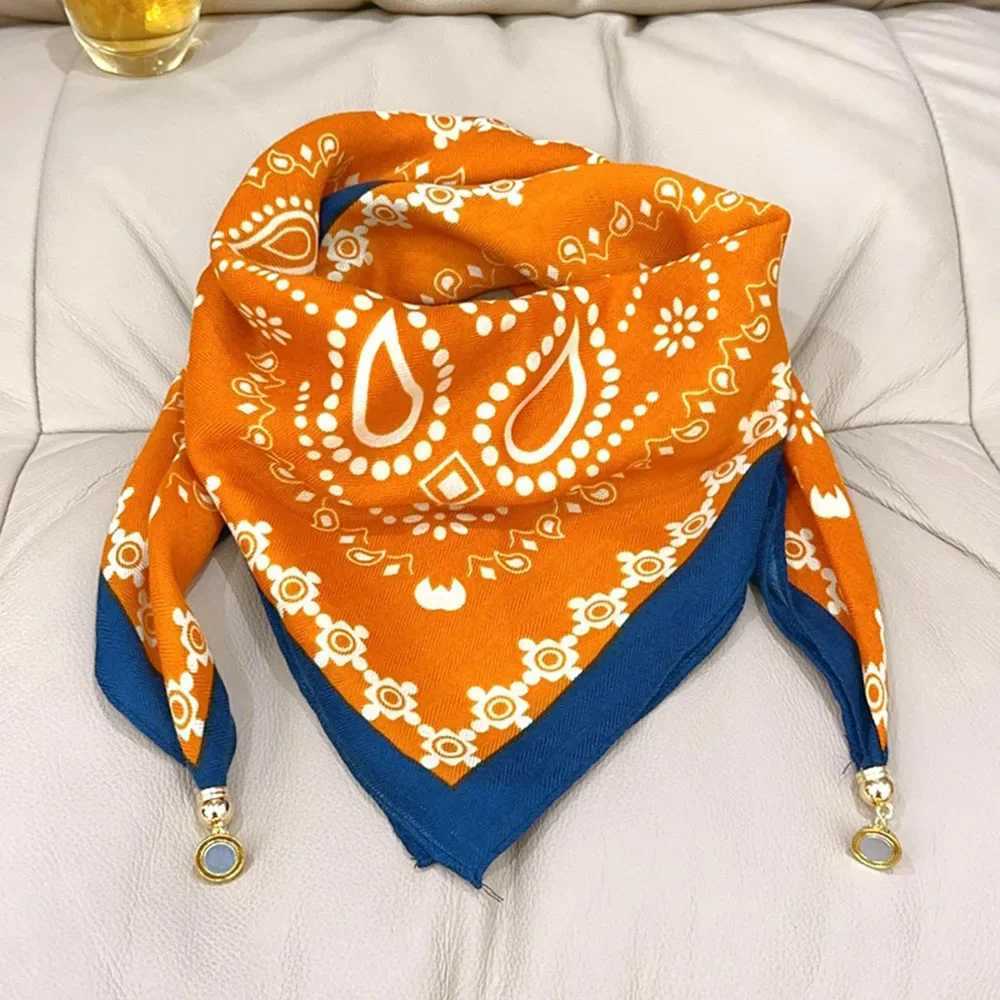 Magnetic triangular neck protective scarf suitable for warm autumn and winter 2024 new cotton linen scarf high-end neck scarf X250319