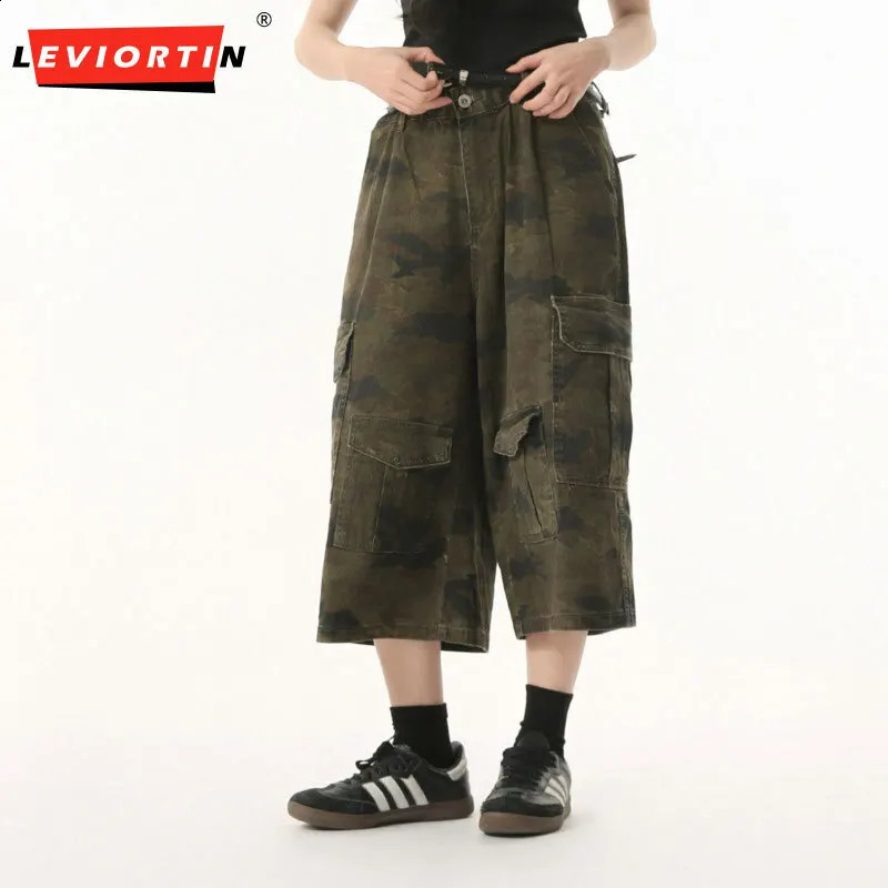 Summer mens retro high waisted wide leg camouflage leggings with multiple pockets multi-functional workwear and straight leg jeans 250317