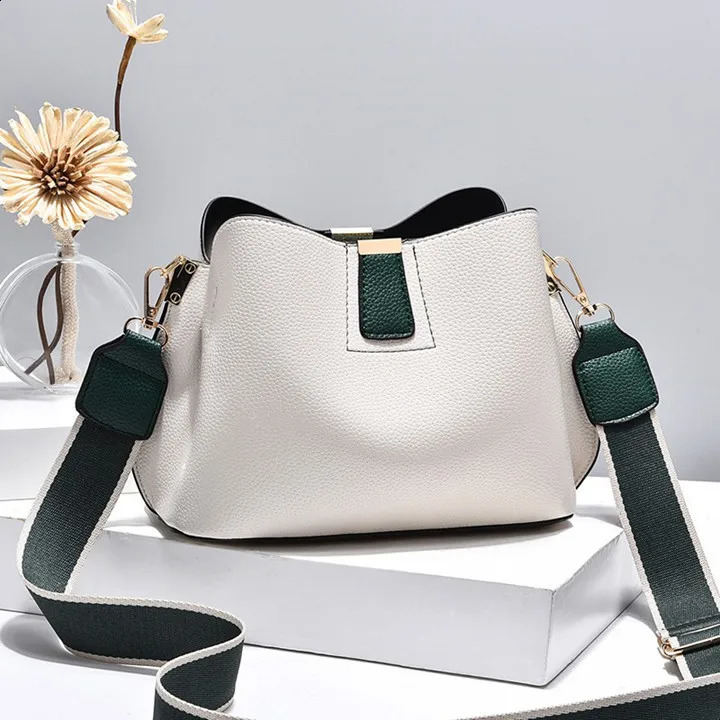 2023 Solid Color PU Leather Womens Handbag Fashion Bucket Bag Broadband Shoulder 250317
