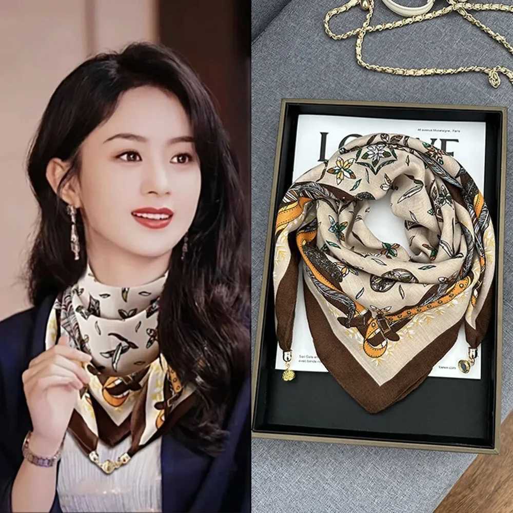 Magnetic triangular neck protective scarf suitable for warm autumn and winter 2024 new cotton linen scarf high-end neck scarf X250319
