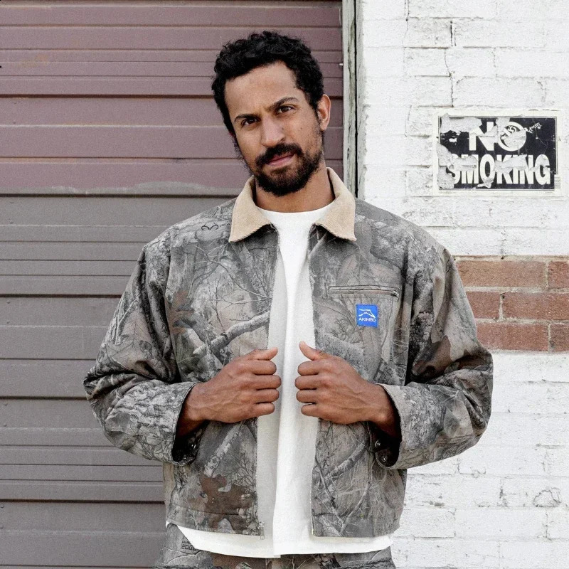 Y2K fashion camouflage mens jacket American style street casual wear V-neck polo top retro pattern mens Harajuku sweater 250411
