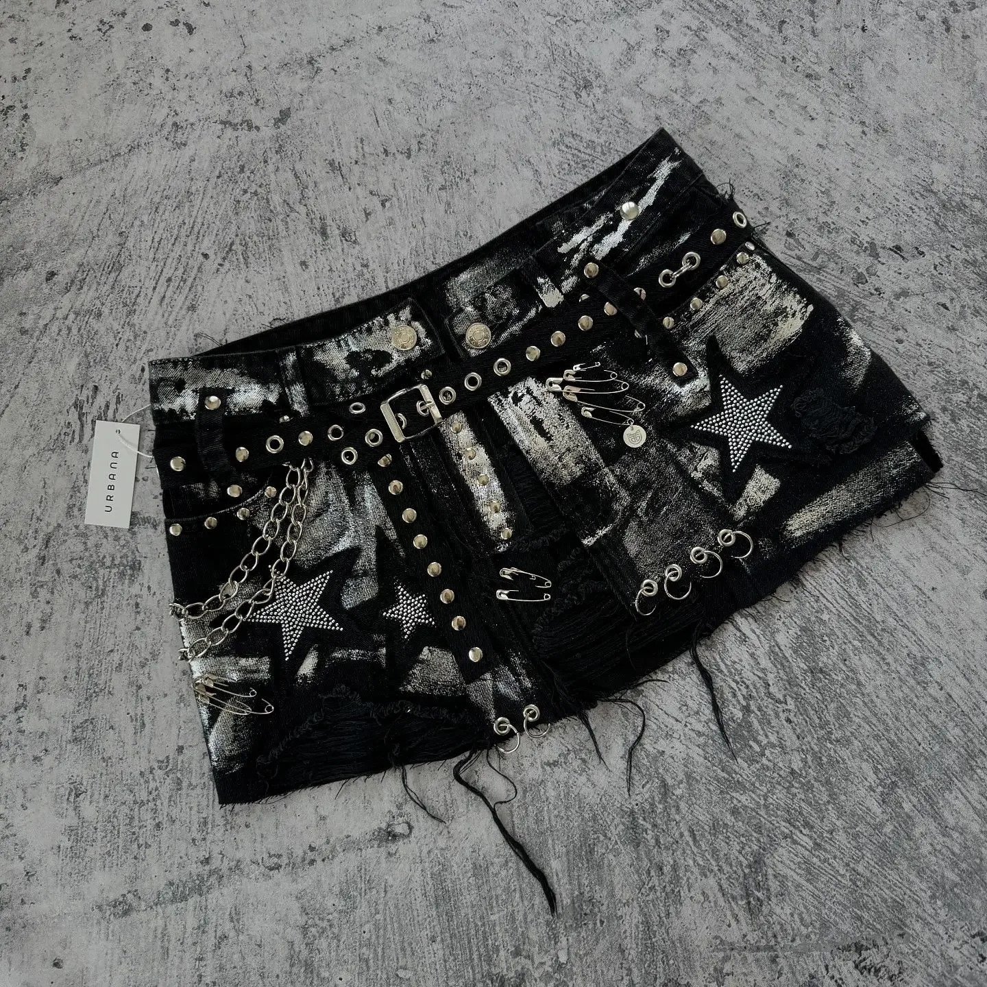 Y2K Gothic Retro Black Denim Skirt Harajuku Star Graphic Rhinestone Rivet Mini Skirt Sexy Girl Slim Low Waist Hip Skirts 250319
