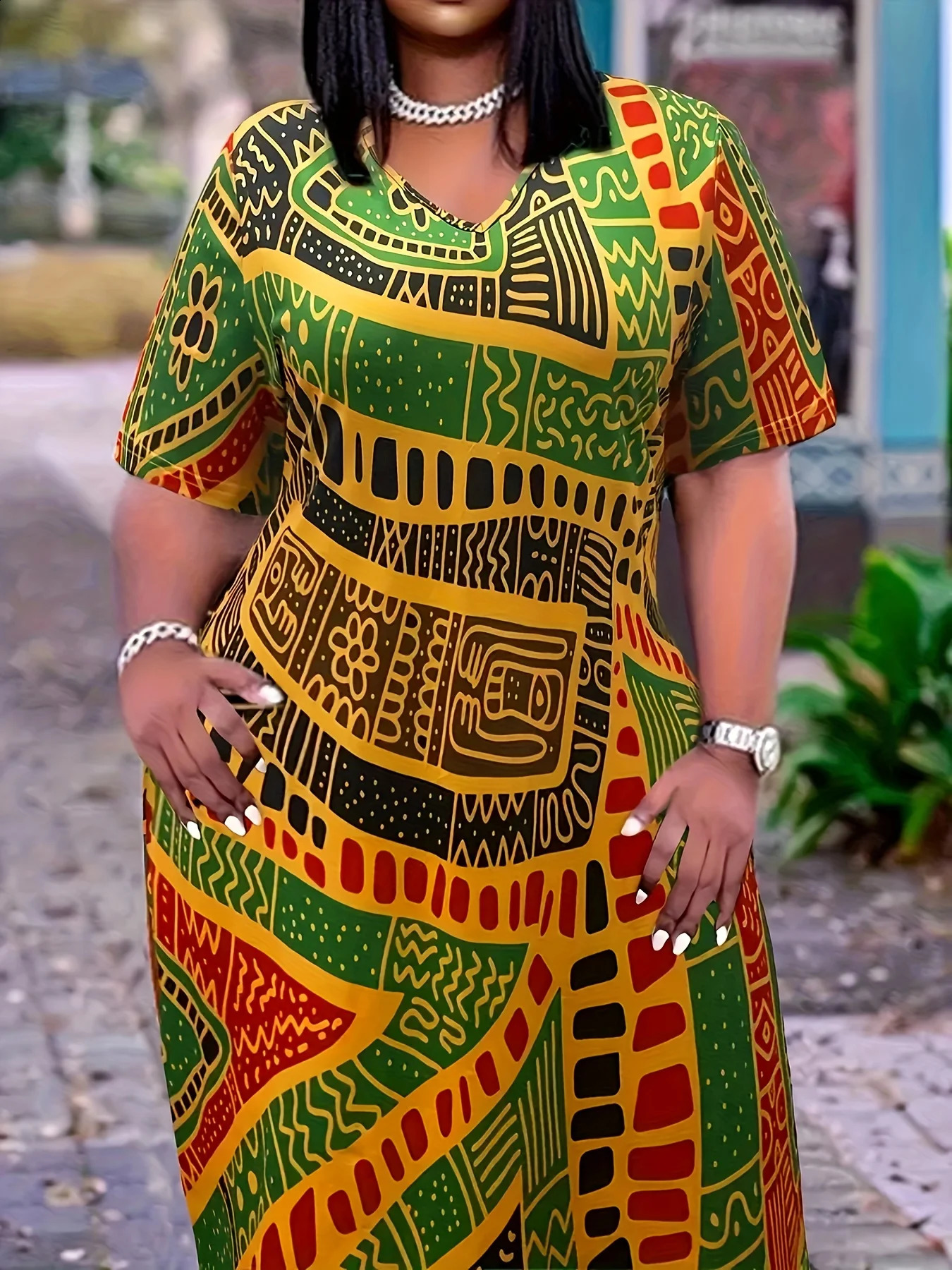Plus size national print Vneck dress short sleeved Tshirt straight leather casual fashion function can be worn in various occasions 250319