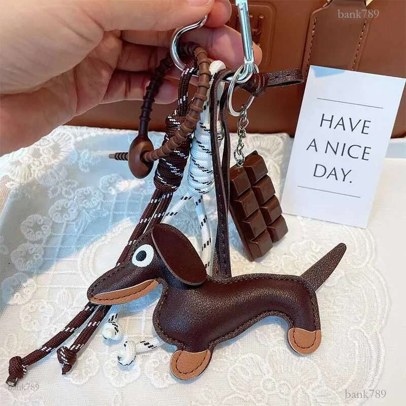 Keychains Lanyards Vintage Sausage Dog Car Wiener Keychain Bag Pendant Hanging Rope Chocolate Weaving Accessories Jewelry Chain Keyring H241119