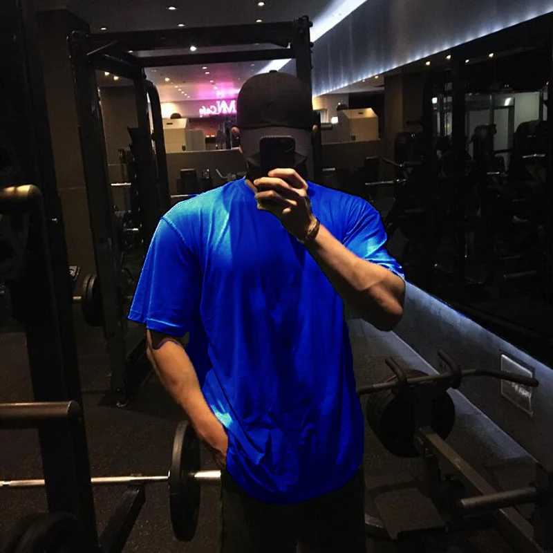Regular gym clothing mens fitness oversized T-shirt outdoor hip-hop street clothing loose half sleeved fitness T-shirtT250318