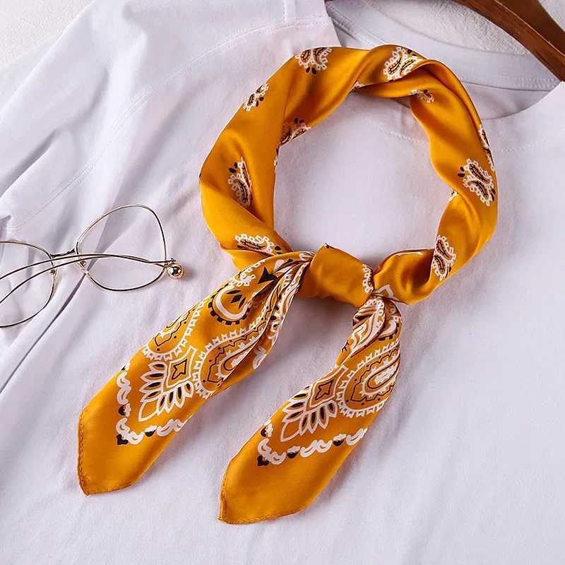 70cm Bandana Scarf For Wen Fashion Paisley Print Handkerchief Silk Satin Hijab Scarfs Fem Square Neck Scarves Dropship X250319