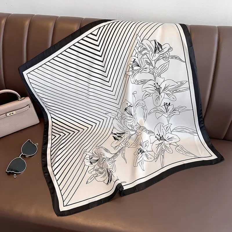 Stripe Floral Print Silk Square Scarf Wen Soft Satin Hairband Hands Foard Hijab Neckerchief bands Bandana X250319
