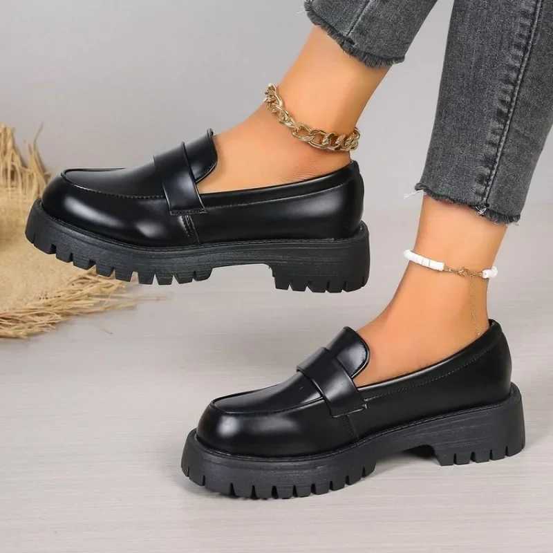 British Style Platform Loafers Women 2025 Plus Size Round Toe Single Shoes Womens Thick soled Pu Leather Shoes Unprinted Good ProductXJ250319