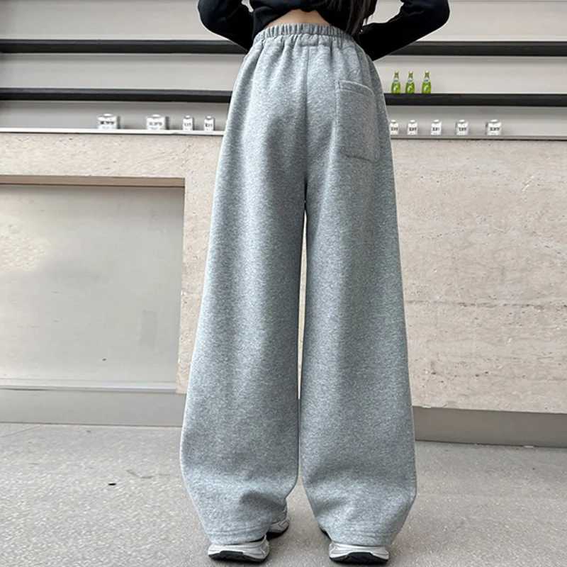 Girl Sports Pants Teenager Spring Wide-leg Casual Trousers 2025 New Childrens Straight Loose Pants Kids Autumn ClothingT250318