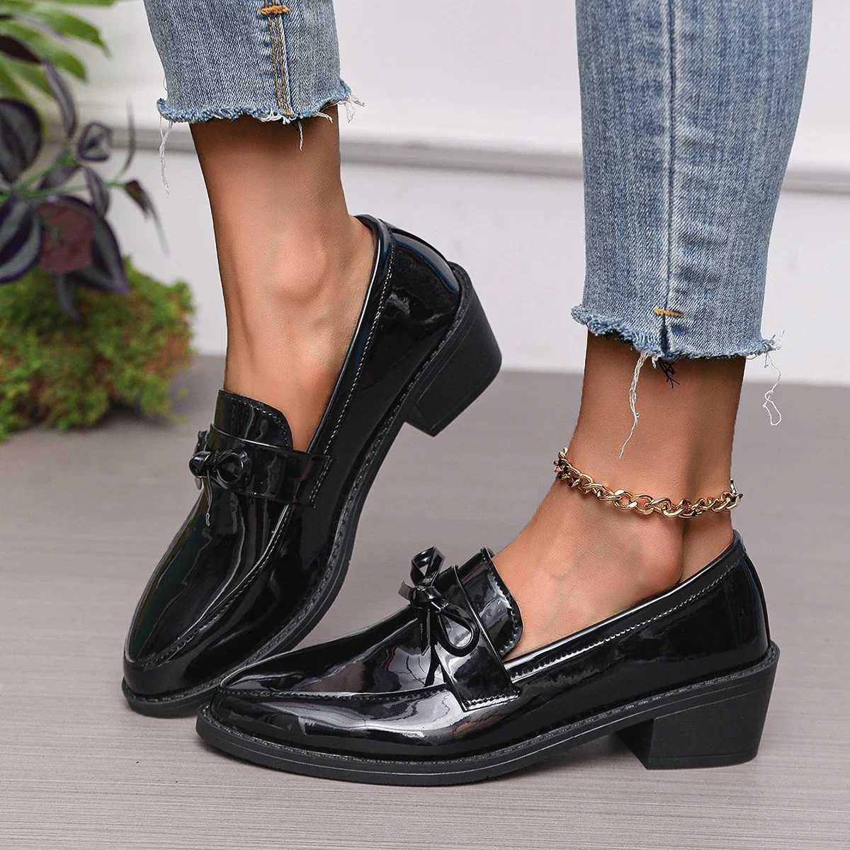 PU Leather Womens Shoes 2025 Spring Pointed Toe Slip- Womens Casual Loafers Elegant Bow Office Med Heel Shoes Womens ShoesXJ250319
