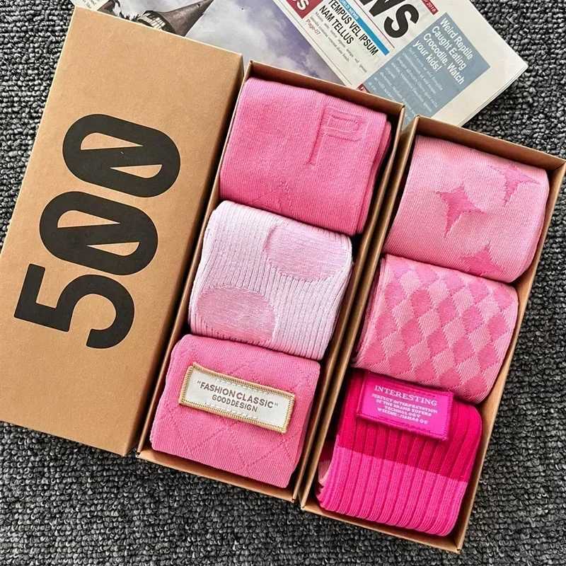 3 pairs of gift boxed womens striped socks fashionable and versatile exquisite cotton sockshandmade boneless seams X250319