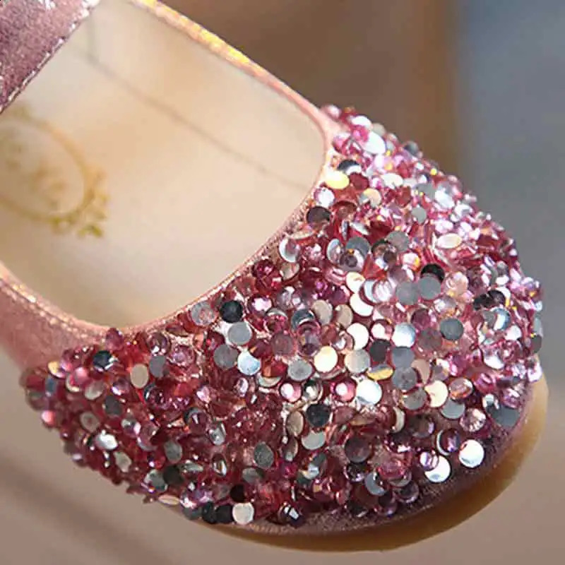 2025 SpringSummer Childrens Leather Shoes for Girls Princess Pump Anti slip Dance 250304