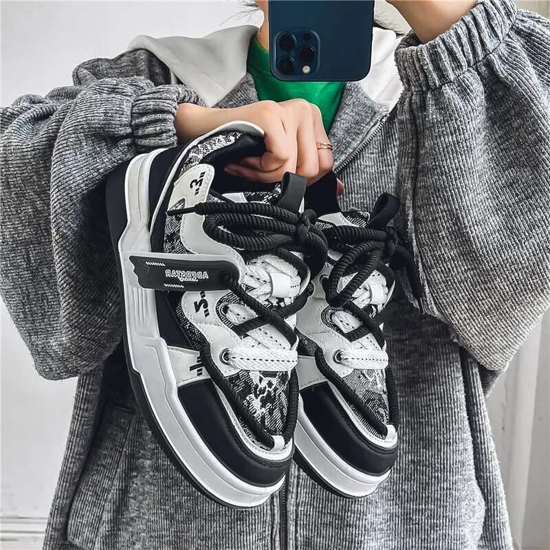 2025 new men's multifunctional retro casual flat bottomed sports thick soled designer fashionable height increasing bread shoes