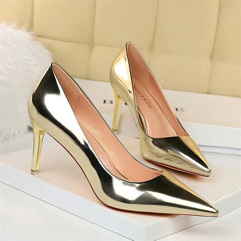 Womens Mteallic Brze Leather Pump 7.5cm 10.5cm High Heels Womens Stiletto High Heels Middle Boots Wedding Bridal Gold Sier Activity ShoesXJ250319
