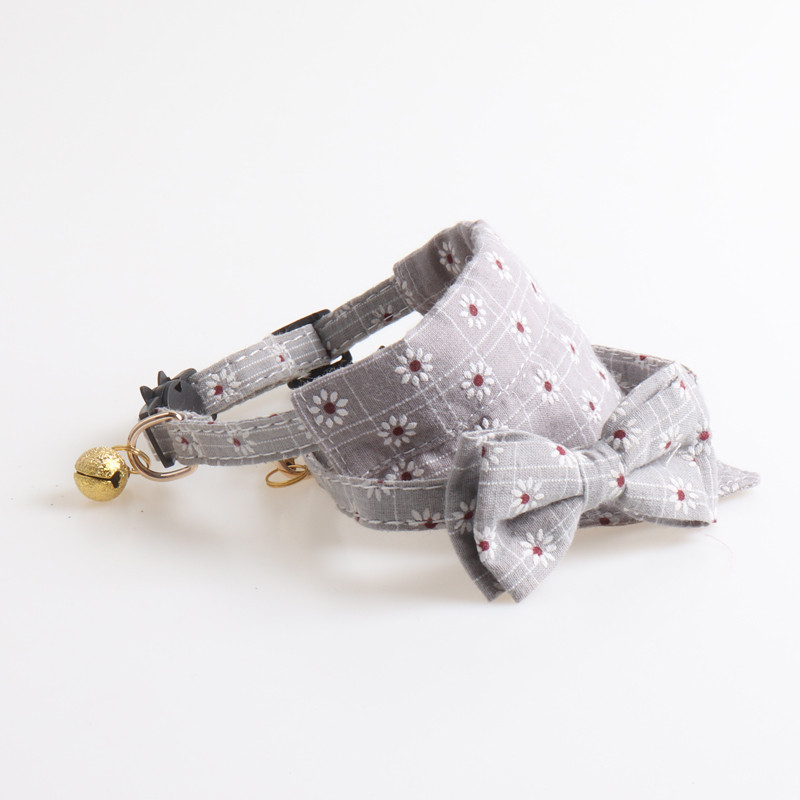 Little Daisy Cat Collar with Bow Bandana - 2 Pack Breakaway Kitten Collar with Removable Bowtie Bell Plaid Cat Bowtie Bandana Collars for Cats Kittens