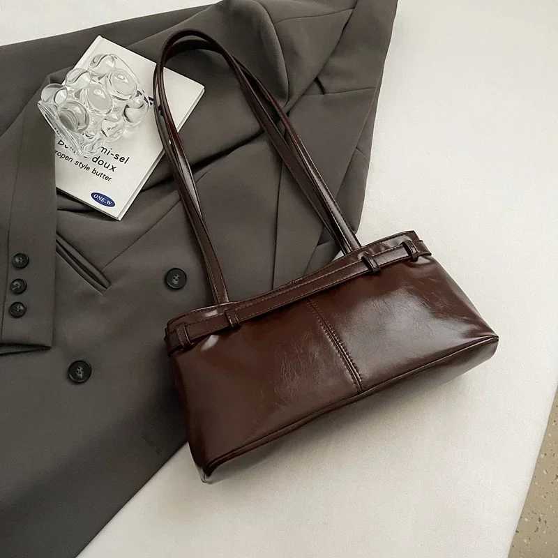 Vintage Handbag for Wen Large Capaci 2024 New Autumn/winter Underarm Cmuting Bag Korean Casual Single Shoder Tote Bag Z250318
