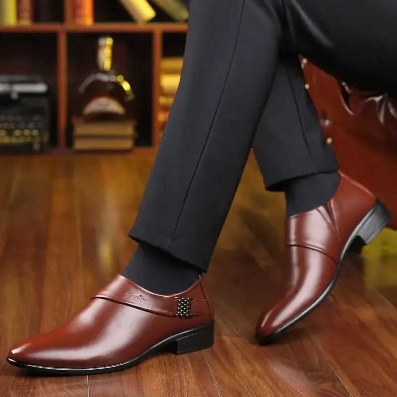 Leather casual mens social shoes official dress shoes mens business gentlemen 2024 style cheap cleaning low-priced set officeXJ250319