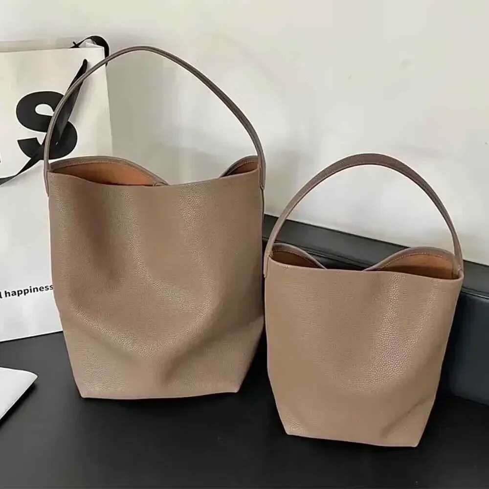 Soft Cowhdie Minimalism Women Bucket Elegant French Style Lady Large Tote Thick Real Leather Bag