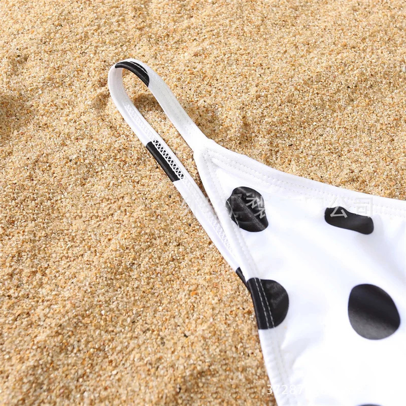 Family Matching Swimsuits Summer Polka Dot Boys Girls Swimwear 2025 Daddy Mummy Beach Clothing Family Fashion Bikini 250319
