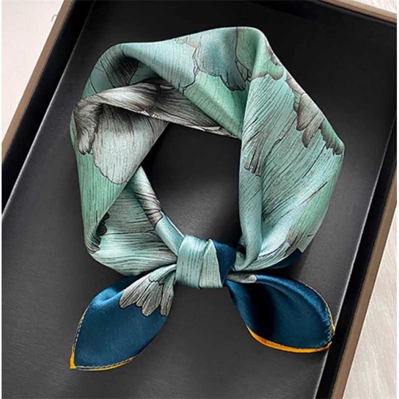 70*70cm Luxury Brand Designer Silk Square Scarf for Wen Satin Shawls Scarves Hjiab Bandana Hair Band Wrist Fashion 2023 X250319