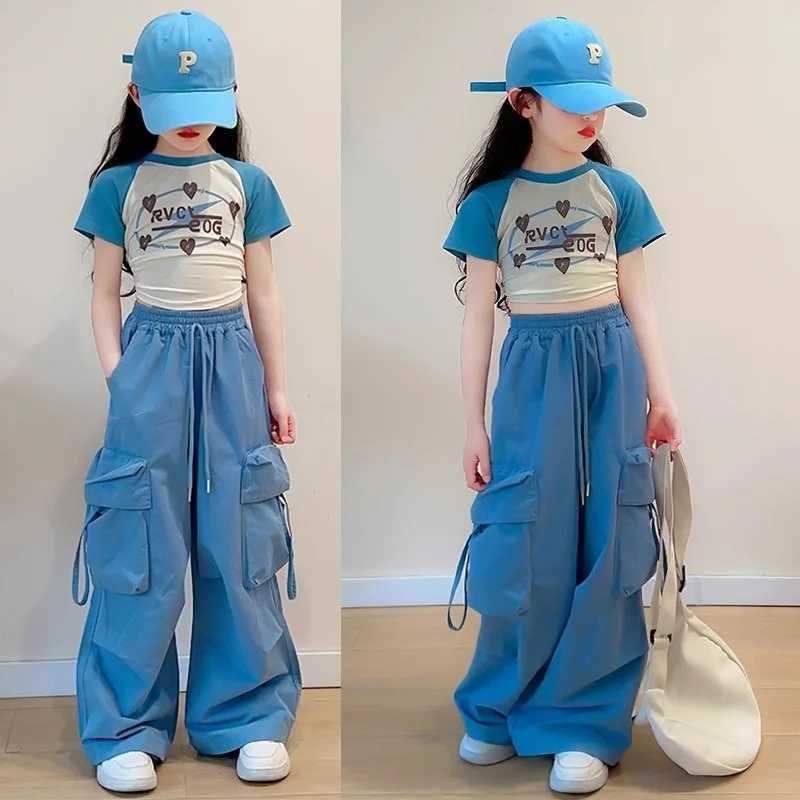 Girls cargo pants for spring childrens straight wide leg pocket pants for summer teenagers fashionable and loose Trousers for ages 5-14T250318