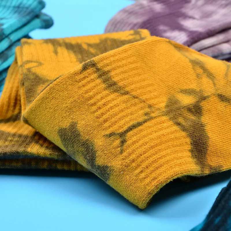 Tie-dye Socks Men and Women Cotton Socks High-cut Ins Street Tide Socks European and American Skateboard Long Tube Couple Socks X250319