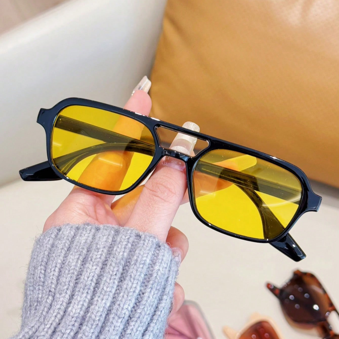 Polarized Sunglasses for Men and Women Matte Finish Sun glasses Color Mirror Lens UV Blocking New Flat Pilot Shaped Double Beam Men's Driving Gla