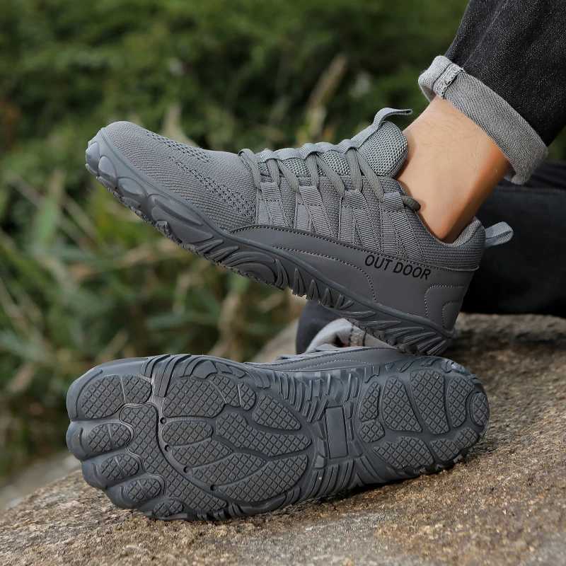 New Mens Shoes Wider Hiking Shoes Mesh Barefoot Mens Casual Shoes Lightweight Wide Toed Shoe Outdoor Plus Size Male Sneakers Z250319
