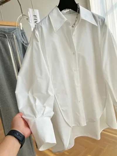 2023 loose fit long sleeved white shirt for womens spring and autumn n sensual niche toplevel fashion European style 250319