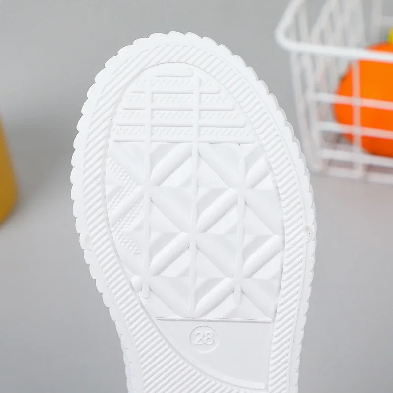 Childrens Canvas Shoes Spring Autumn White Embroidery Cartoon Boys and Girls Single Shoes Pink Soft Non-slip Kids Casual Shoes 250319
