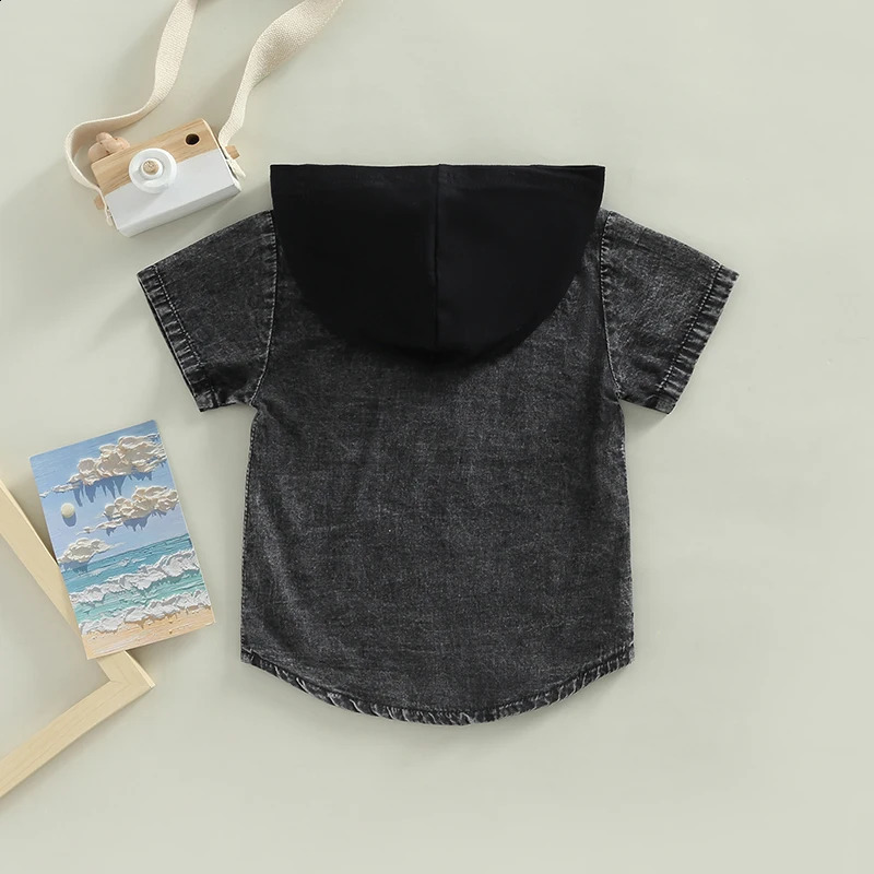 Boys short sleeved hoodie with buttons and pockets summer top suitable for casual daily wear childrens fashion trends 250319