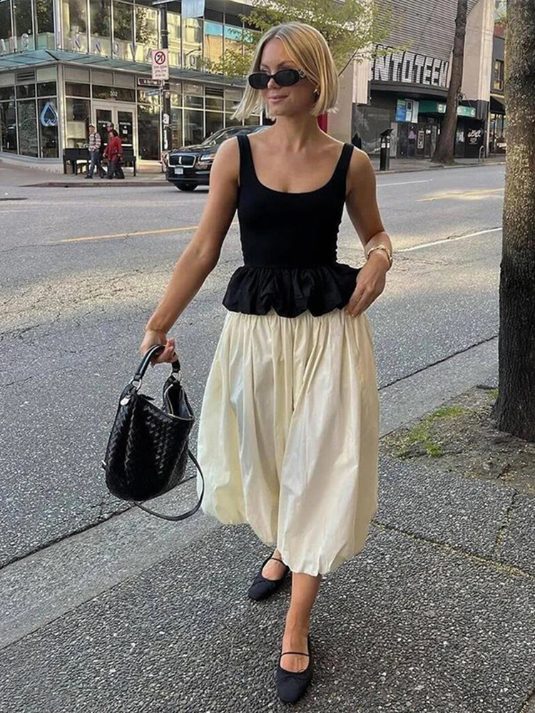Ultra thin pleated edge pleated vest for womens sexy backless long sleeved square neckline womens vest summer elegant womens streetwear 250314