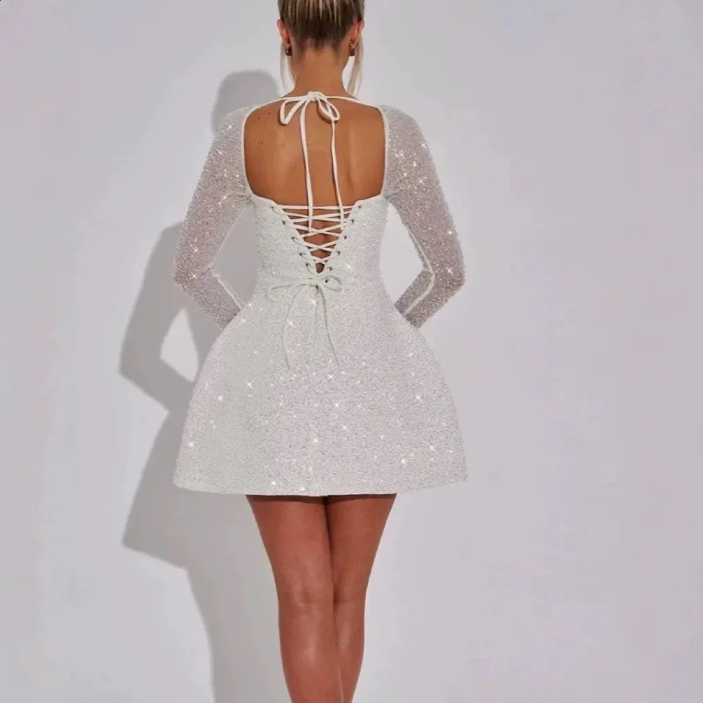 Sexy backless ALine mini skirt with bow long sleeved womens clothing ly arrived in winter 250319