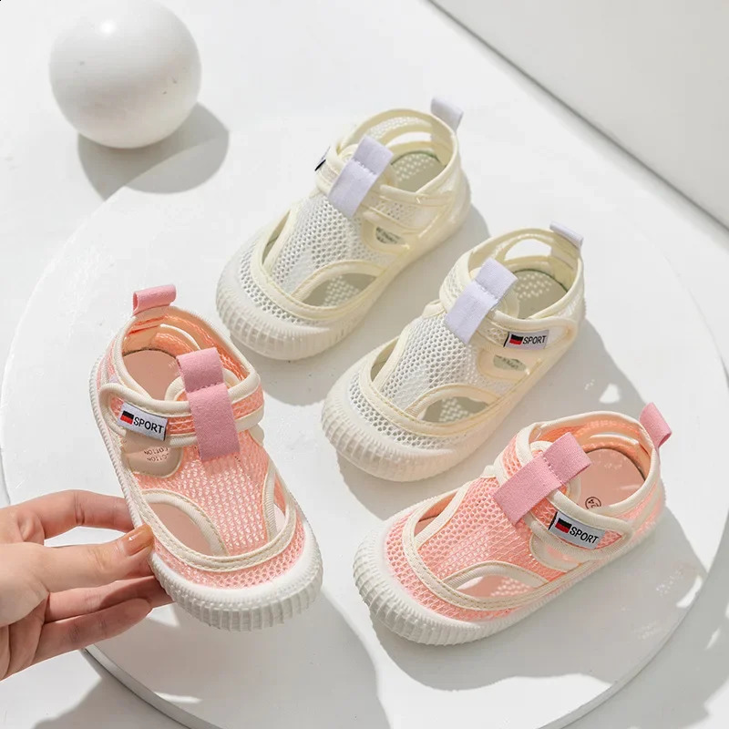 Kids Sandals Children Summer Shoes Boys Girls Half Cutouts Hollow Fashion Toecapped Candy Color Soft Breathable 2130 250304