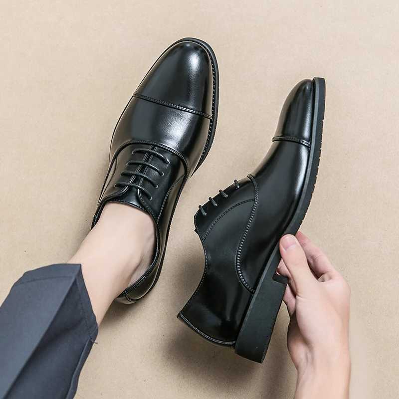 New Men Dress Shoes Luxury Brand Business Leather Shoes for Mens Comfortable Pointed Social Shoe Male Black Casual Wedding ShoesXJ250319