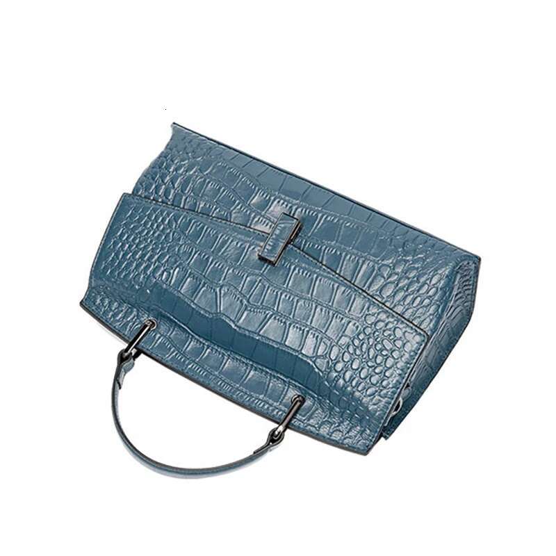 Light Crocodile Pattern Women's Handbag Fashionable And Versatile Mist Blue Cowhide Single Shoulder Crossbody Bag