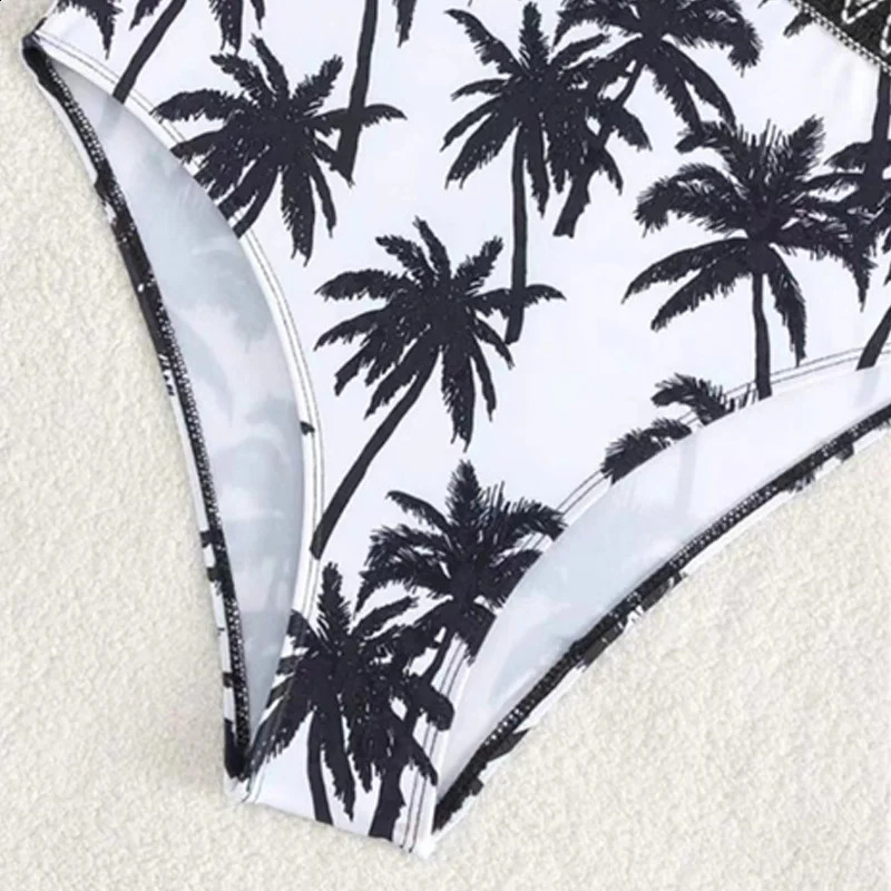 Summer Bikini Mother Daughter Father Son Swimsuit Parent-Child Family Swimming Costume Family Matching Beach Sunny Swimwear 250319