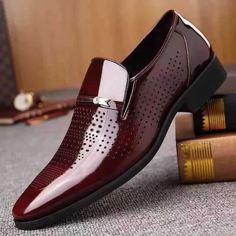 Luxury Business Oxford Leather Shoes Mens Breathable Patent Leather Formal Shoes Plus Size Mens Office Wedding Flats Male BlackXJ250319