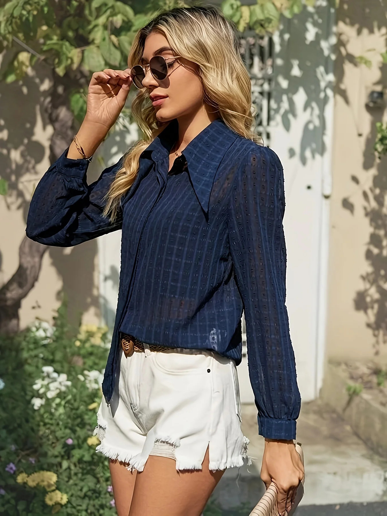 Spring and Summer Womens Lapel LongSleeved Casual Shirts Fashionable n Simple Elegant Showing Charming 250319