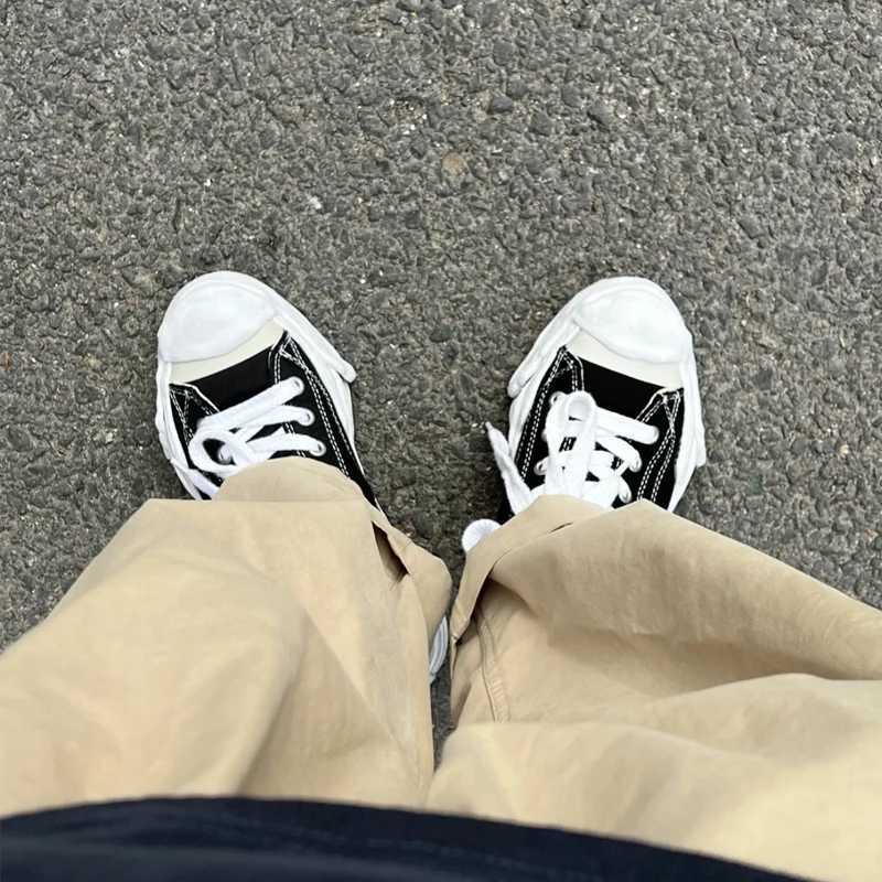 Versatile design trendy shoes for couples with thick soles raised canvas casual shoes anti slip and breathable board shoes Y250318
