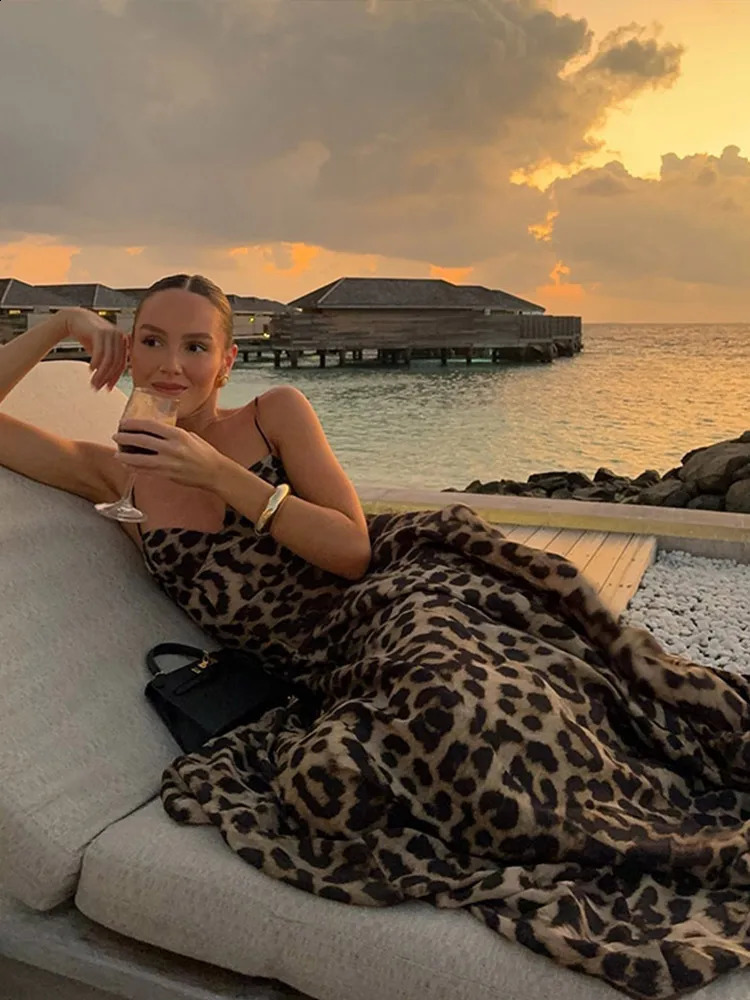 Elegant Leopard Slip A-line Long Dress Women Y2K Backless Tube Tops Floor-length Beach Vacation Robes 2025 Summer Lady Dresses 250319