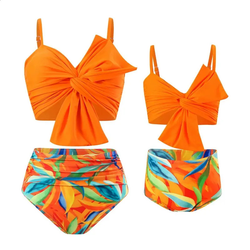 Family Matching Swimsuit Pink Sexy Swimming Suit 2PCS Set Bikini Bathing Suit Summer Beach Swimwear Mother Kids Swimsuit 250319
