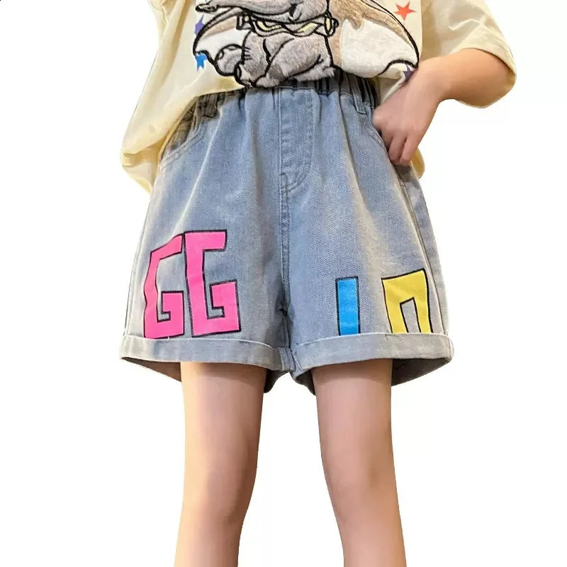 A Thin Style of All Western Girls Childrens Pants Girls Denim Shorts Summer Casual Loose Summer Wear 250319